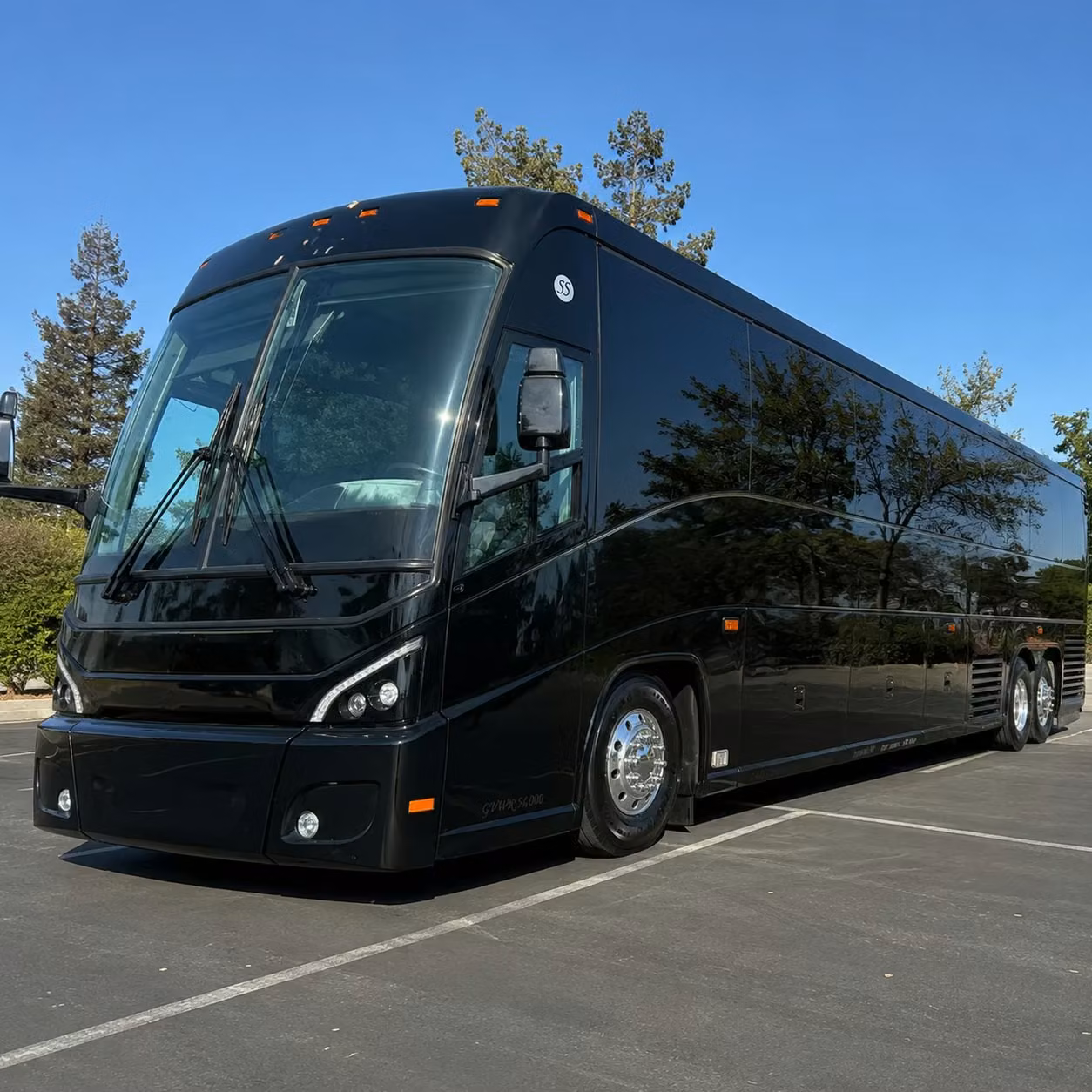 hit every stop on your hayward government or military itinerary with the right bus