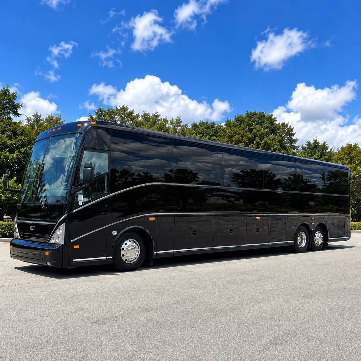 recurring employee shuttle programs and construction site shuttles for hayward employers