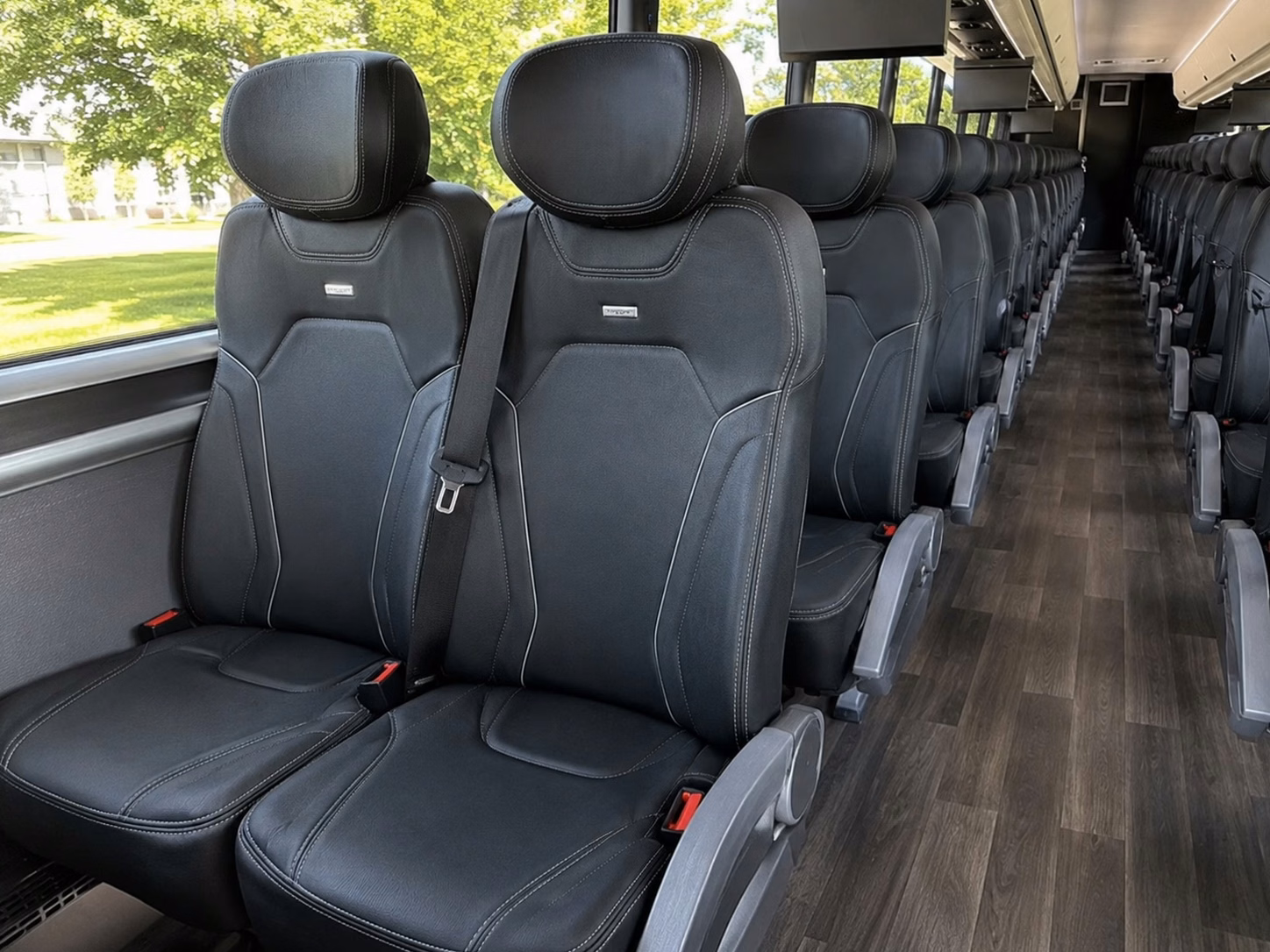 your hayward wedding transportation quote is just one quick form away